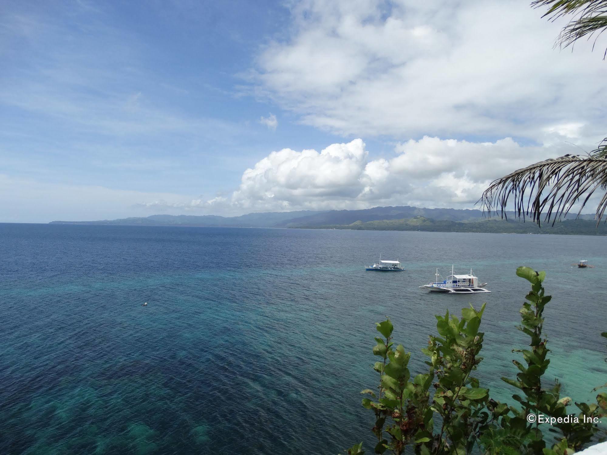 Coco White Beach Resort Bohol Bagian luar foto